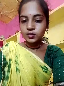 Snapshot of Hot_bbbb chatting on October 9, 6:52 pm Hot bbbb online show from October 9, 6:52 pm