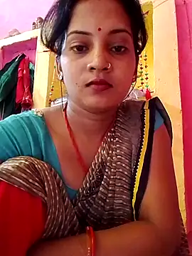 Snapshot of Hot_bbbb chatting on May 6, 5:00 am Hot bbbb online show from May 6, 5:00 am