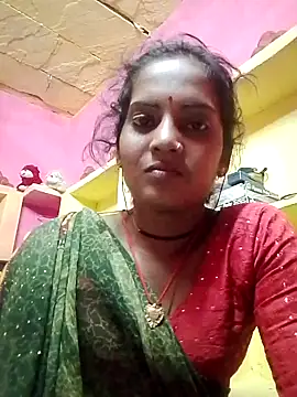 Snapshot of Hot_bbbb chatting on October 6, 2:29 pm Hot bbbb online show from October 6, 2:29 pm