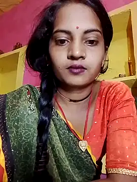 Snapshot of Hot_bbbb chatting on October 18, 3:25 pm Hot bbbb online show from October 18, 3:25 pm