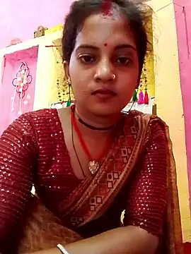 Snapshot of Hot_bbbb chatting on April 23, 8:21 am Hot bbbb online show from April 23, 8:21 am