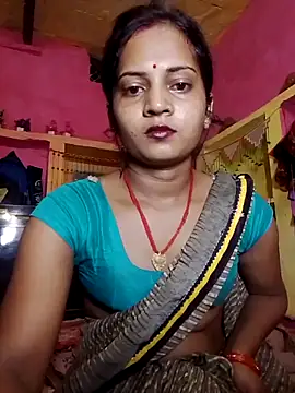 Snapshot of Hot_bbbb chatting on May 10, 5:37 pm Hot bbbb online show from May 10, 5:37 pm