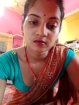 Snapshot of Hot_bbbb chatting on May 29, 4:40 am Hot bbbb online show from May 29, 4:40 am