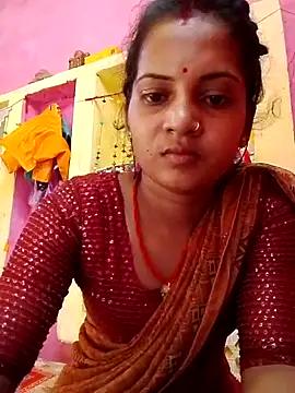 Snapshot of Hot_bbbb chatting on May 9, 12:19 pm Hot bbbb online show from May 9, 12:19 pm