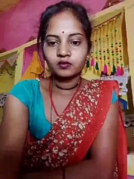 Snapshot of Hot_bbbb chatting on April 18, 5:54 am Hot bbbb online show from April 18, 5:54 am