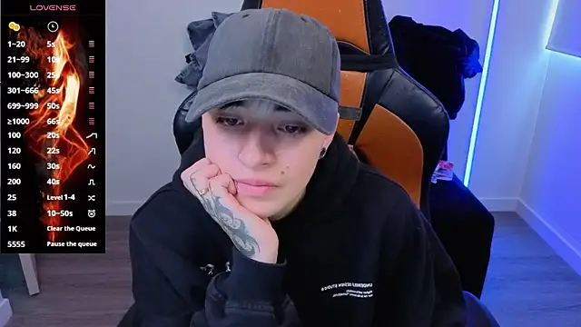 Snapshot of imlaiaaa chatting on November 2, 9:20 pm imlaiaaa online show from November 2, 9:20 pm