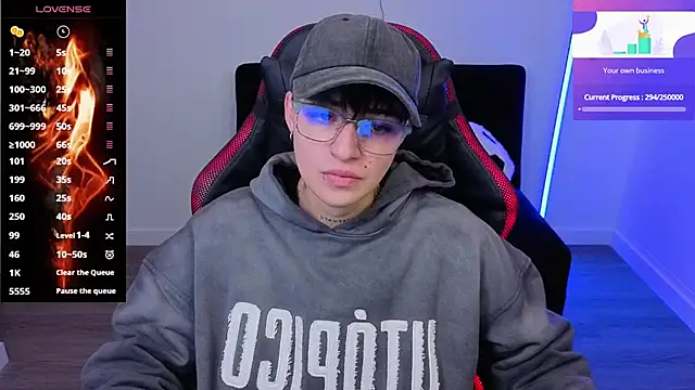 Snapshot of imlaiaaa chatting on November 10, 1:43 am imlaiaaa online show from November 10, 1:43 am