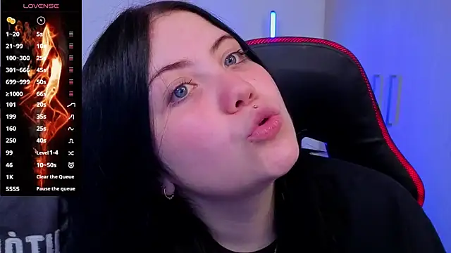 Snapshot of imlaiaaa chatting on December 1, 12:44 am imlaiaaa online show from December 1, 12:44 am