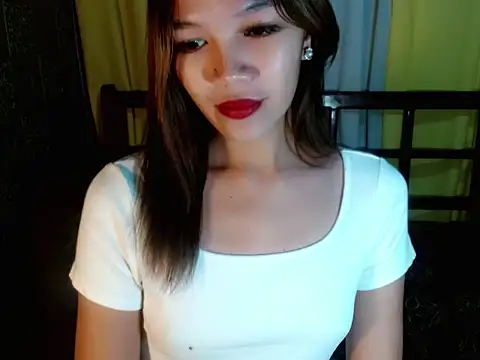 gorgeouswella online show from May 20, 6:38 pm