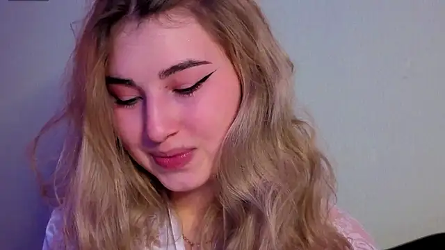 sugarskitty online show from October 31, 1:13 am