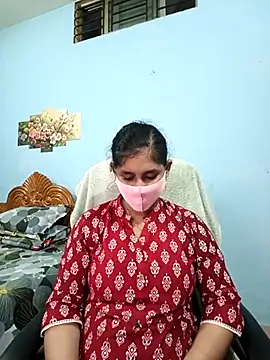 Snapshot of Cute_Faria chatting on July 18, 5:49 am Cute Faria online show from July 18, 5:49 am