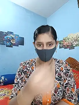 Cute Faria online show from May 12, 1:28 pm