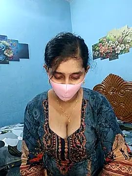 Cute Faria online show from November 9, 4:00 pm