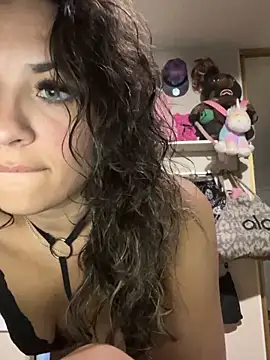 Chicagobabe online show from May 29, 6:41 am