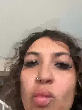 Chicagobabe online show from July 16, 9:45 pm