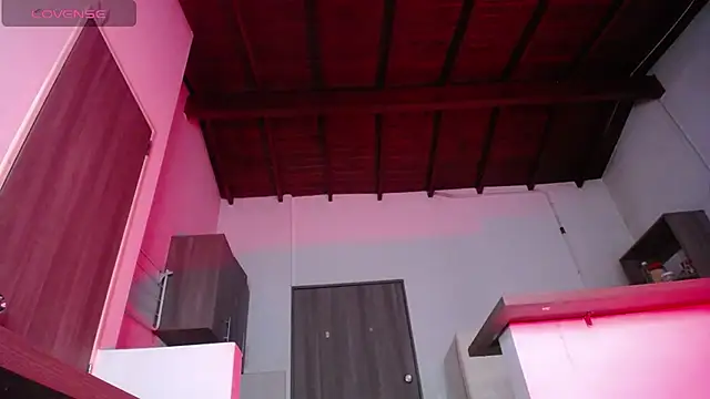 pamelalambert online show from January 9, 6:15 pm