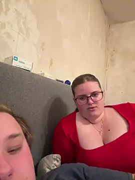 CurvyPaar2 online show from March 21, 9:08 pm