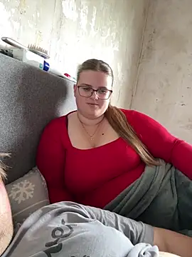 CurvyPaar2 online show from April 20, 2:18 pm