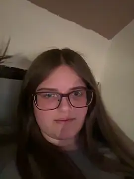 Snapshot of CurvyPaar2 chatting on February 2, 7:13 pm CurvyPaar2 online show from February 2, 7:13 pm