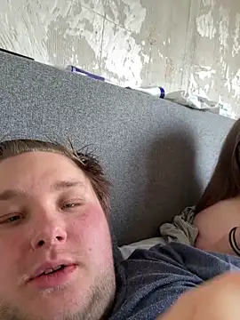 CurvyPaar2 online show from March 29, 1:46 pm