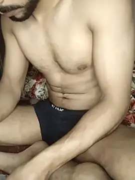 ahmed-eg1997 online show from May 9, 9:51 pm
