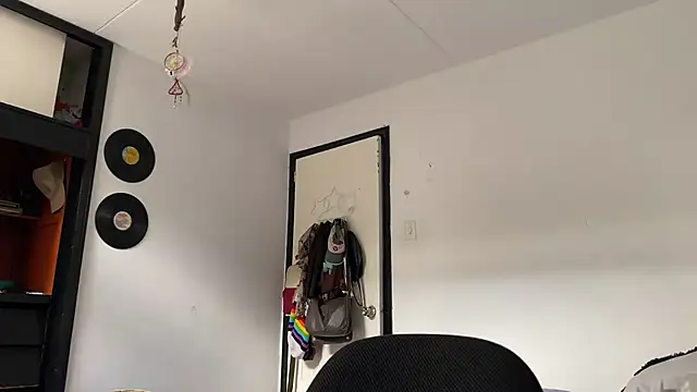 Snapshot of camille_delrey chatting on November 26, 5:46 pm camille delrey online show from November 26, 5:46 pm