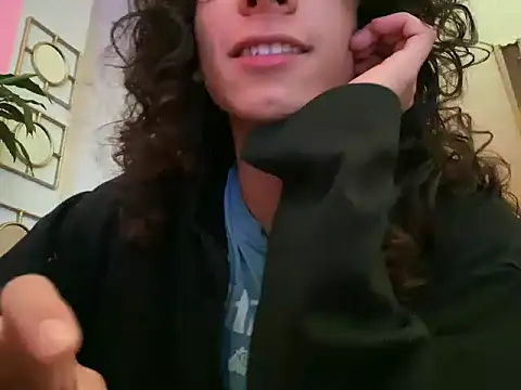 Snapshot of camille_delrey chatting on October 16, 1:58 am camille delrey online show from October 16, 1:58 am