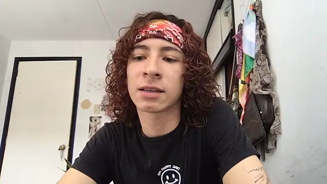 camille delrey online show from April 3, 4:46 pm