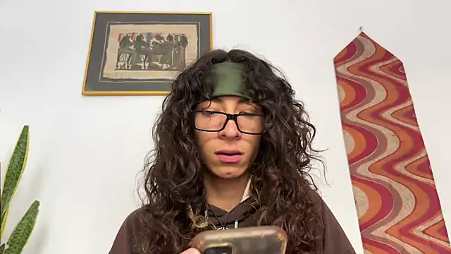 Snapshot of camille_delrey chatting on December 15, 12:55 pm camille delrey online show from December 15, 12:55 pm