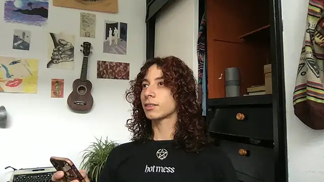 camille delrey online show from February 2, 6:40 pm