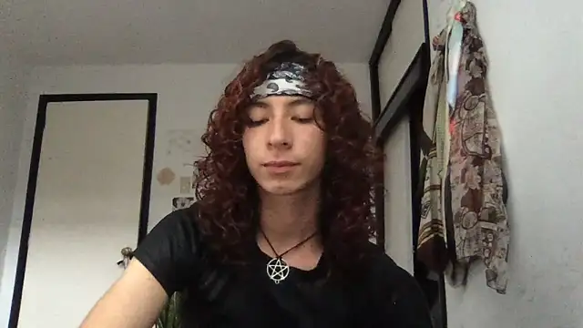 camille delrey online show from April 14, 6:57 pm