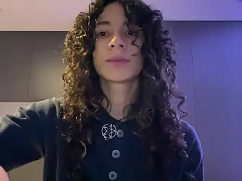 Snapshot of camille_delrey chatting on October 12, 5:42 am camille delrey online show from October 12, 5:42 am