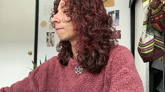 camille delrey online show from February 16, 5:33 pm