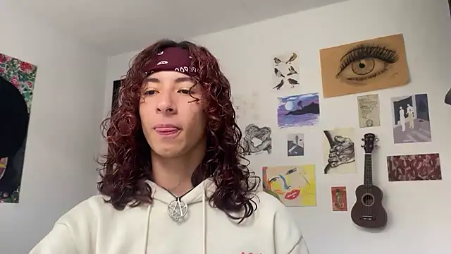 camille delrey online show from March 4, 3:42 pm