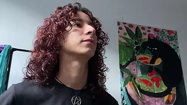 camille delrey online show from February 18, 11:01 pm