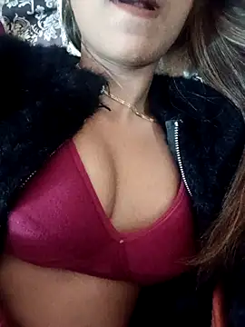 Snapshot of payalsharma95 chatting on December 4, 4:50 pm payalsharma95 online show from December 4, 4:50 pm