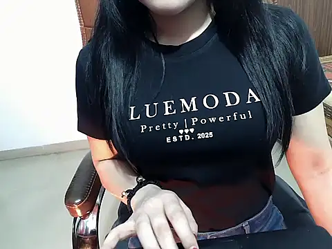 Snapshot of Hazel_Angel chatting on February 28, 7:52 am Hazel Angel online show from February 28, 7:52 am