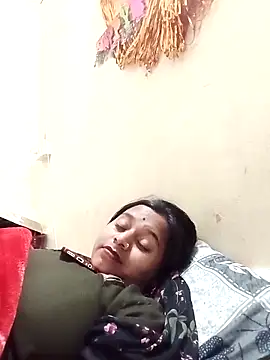 Hot crety online show from February 1, 12:14 pm