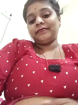 Snapshot of Hot_crety chatting on June 29, 7:15 am Hot crety online show from June 29, 7:15 am