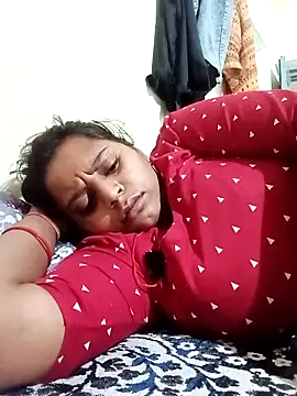 Snapshot of Hot_crety chatting on June 17, 10:52 pm Hot crety online show from June 17, 10:52 pm