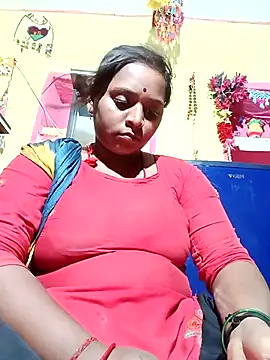 Hot crety online show from April 4, 8:10 am