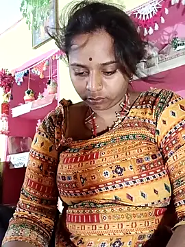 Hot crety online show from March 31, 8:33 pm