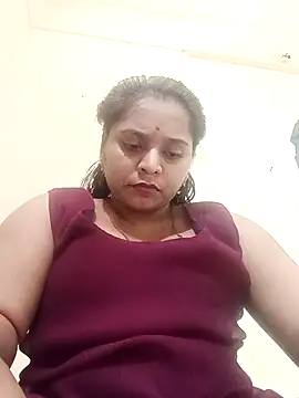 Snapshot of Hot_crety chatting on July 15, 3:57 am Hot crety online show from July 15, 3:57 am