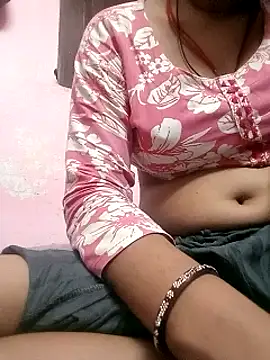 Snapshot of Hot_crety chatting on June 30, 6:30 pm Hot crety online show from June 30, 6:30 pm