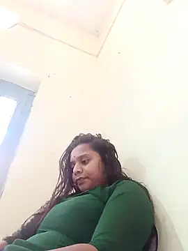 Snapshot of Hot_crety chatting on June 14, 6:47 am Hot crety online show from June 14, 6:47 am
