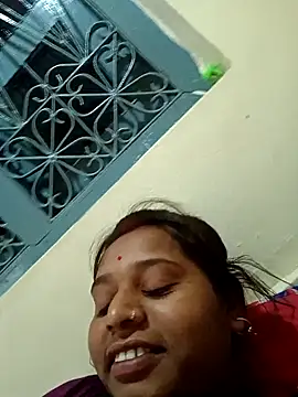 Snapshot of Hot_crety chatting on October 11, 3:18 am Hot crety online show from October 11, 3:18 am