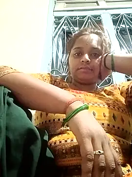 Snapshot of Hot_crety chatting on October 10, 12:22 am Hot crety online show from October 10, 12:22 am