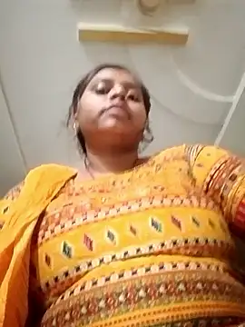 Snapshot of Hot_crety chatting on September 19, 11:25 am Hot crety online show from September 19, 11:25 am