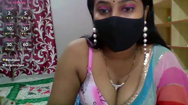 Snapshot of cute_girl007 chatting on July 7, 7:23 am cute girl007 online show from July 7, 7:23 am