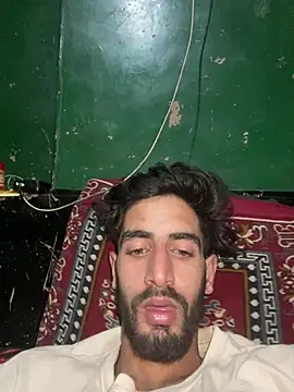 lyath3245 online show from February 6, 9:33 pm